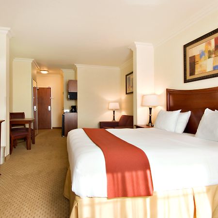 Holiday Inn Express And Suites Klamath 克拉马斯福尔斯 外观 照片