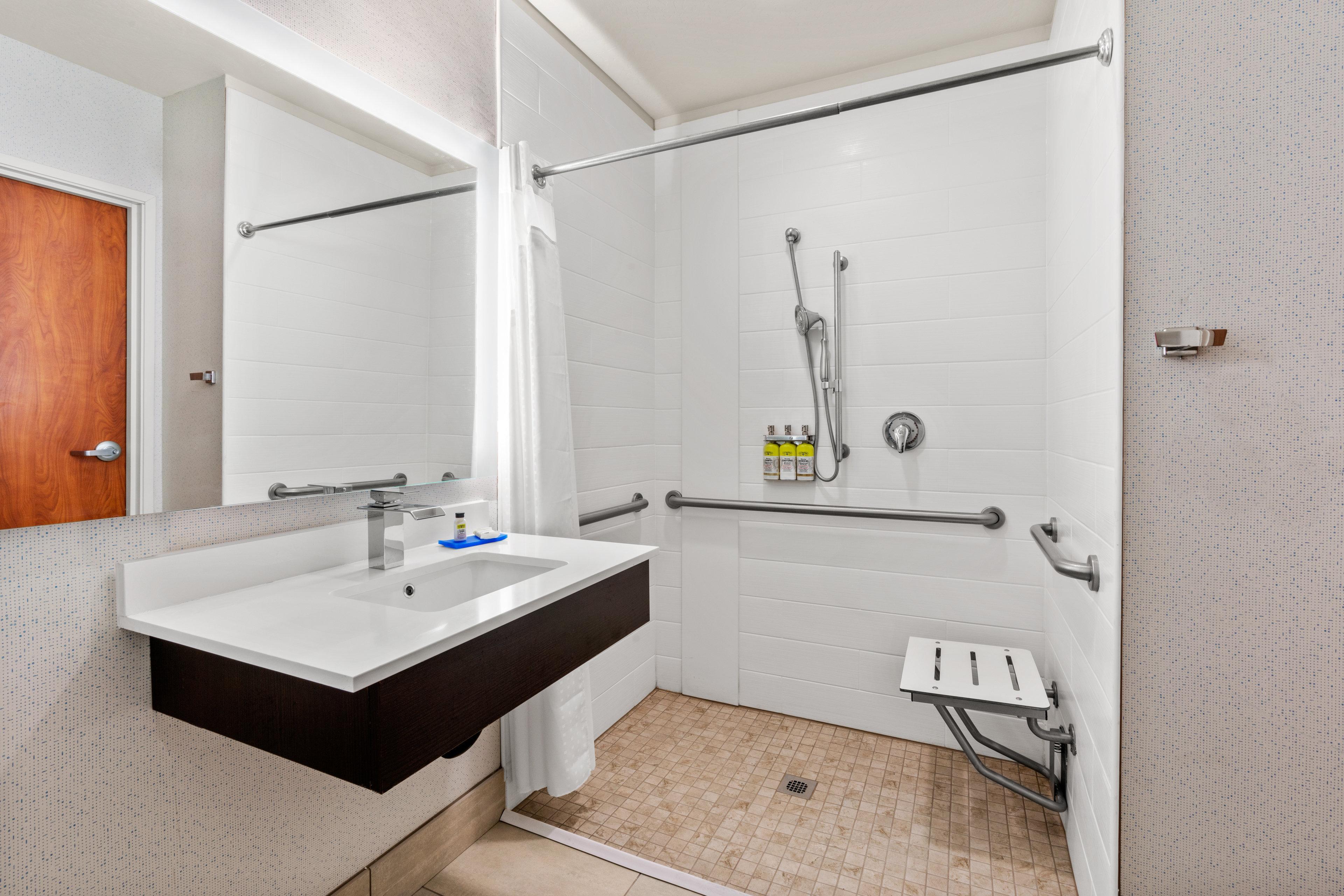 Holiday Inn Express And Suites Klamath 克拉马斯福尔斯 外观 照片