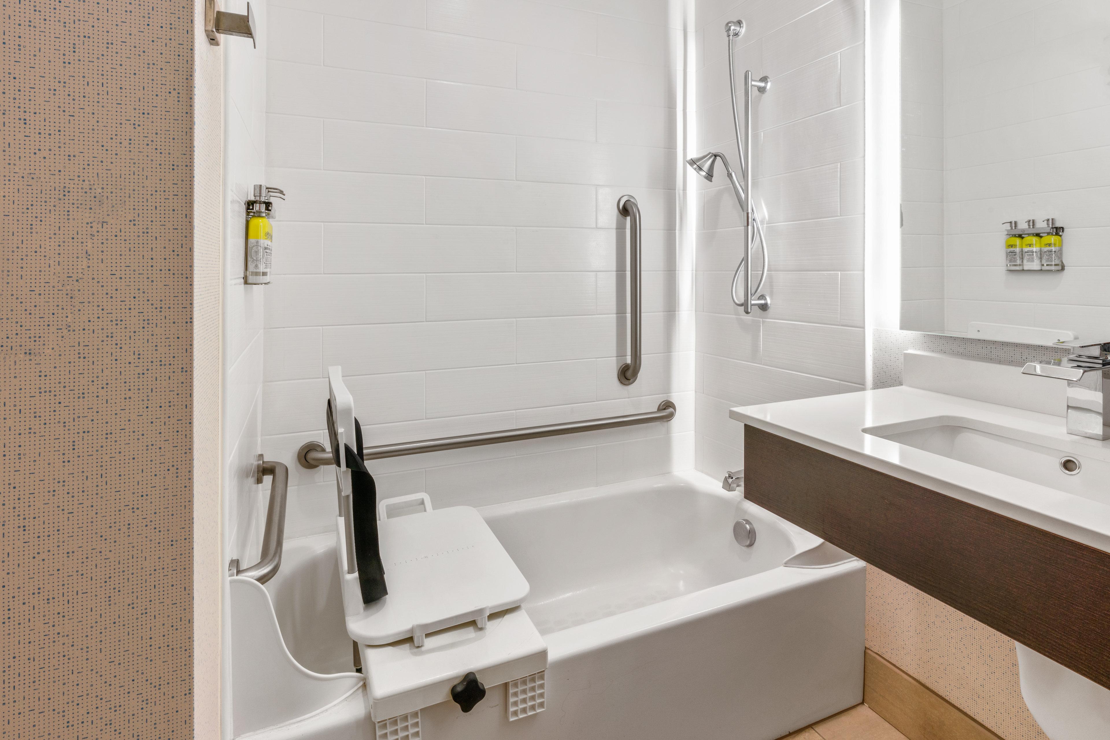 Holiday Inn Express And Suites Klamath 克拉马斯福尔斯 外观 照片