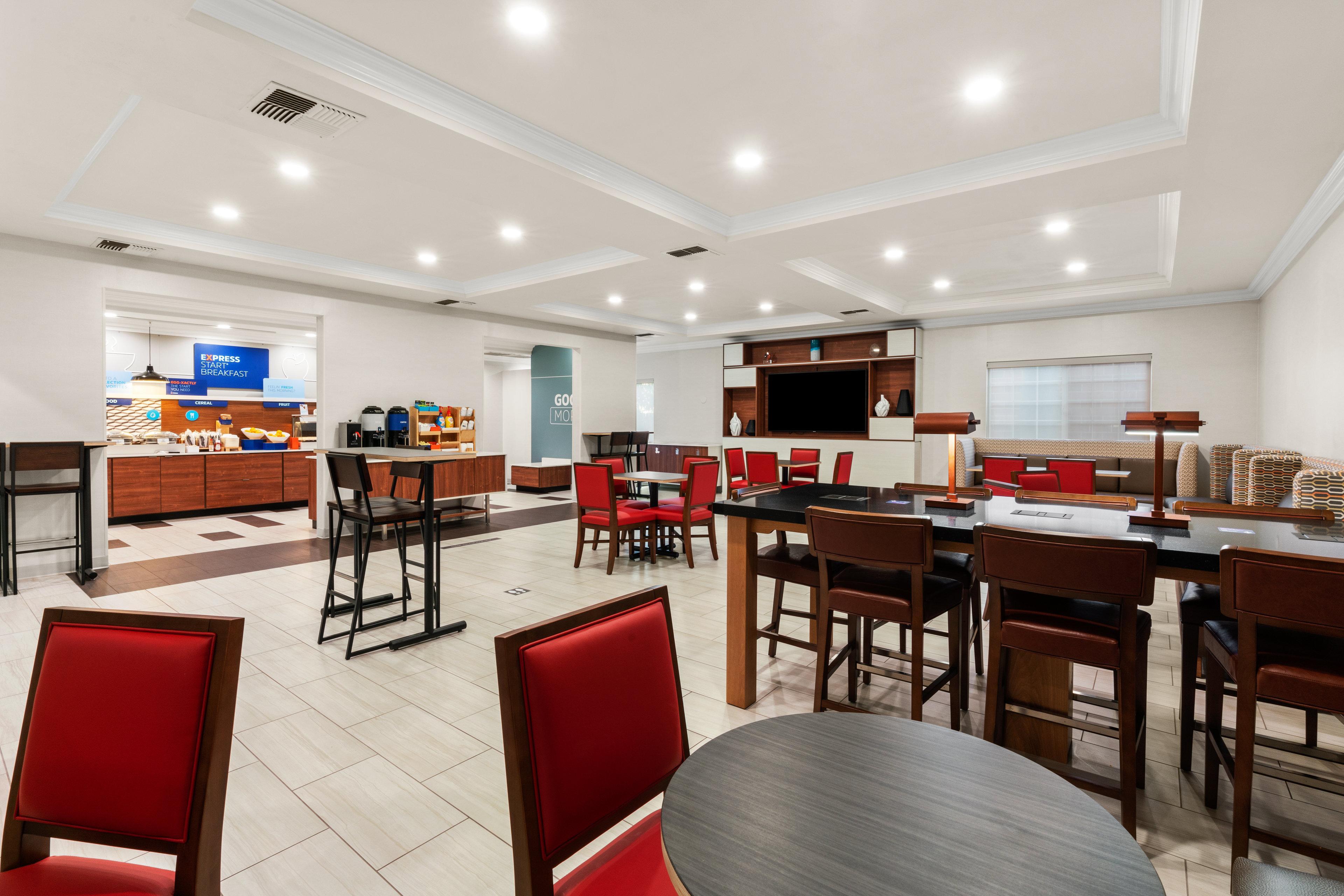 Holiday Inn Express And Suites Klamath 克拉马斯福尔斯 外观 照片